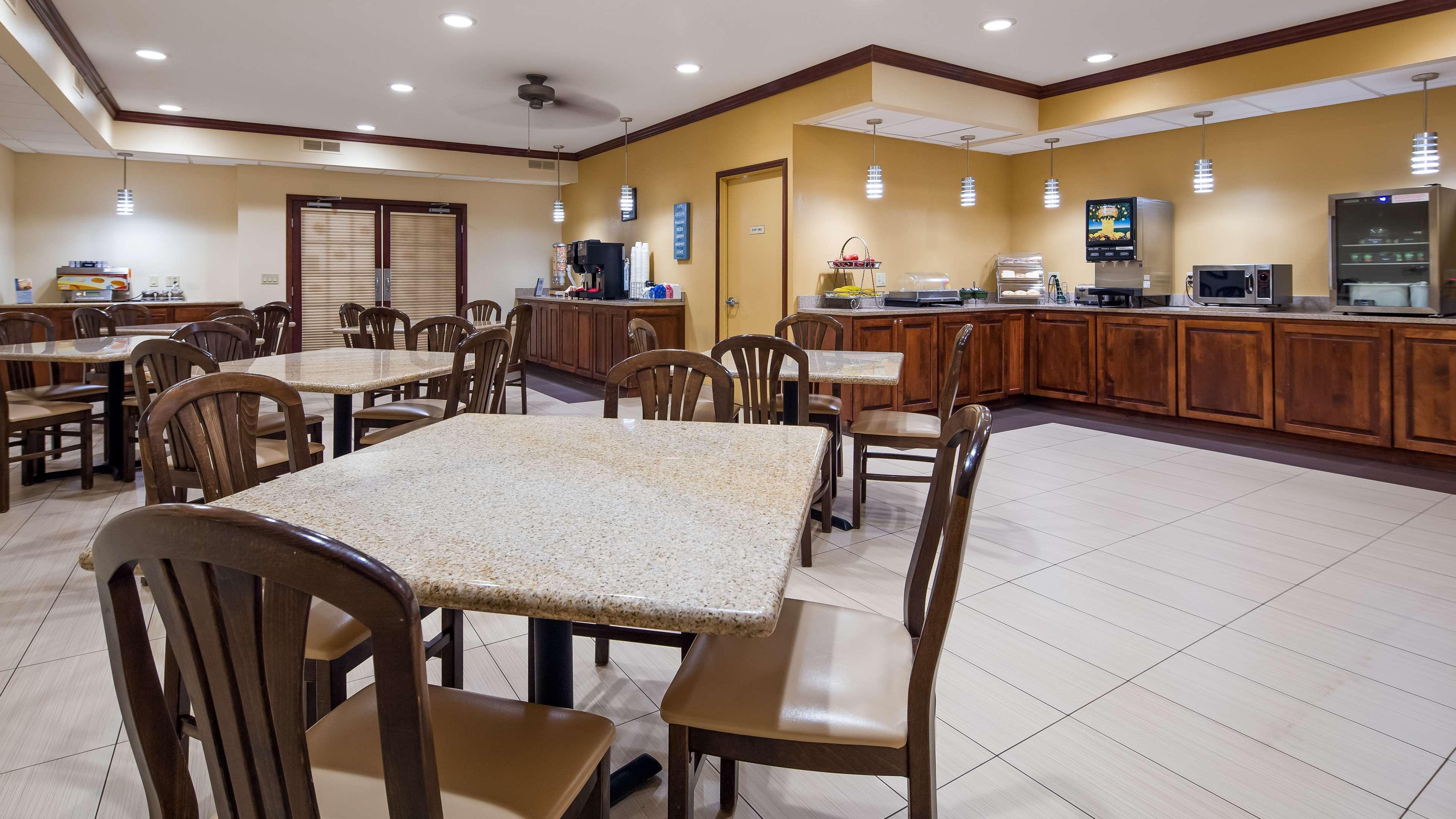 Best Western Geneseo Inn Extérieur photo